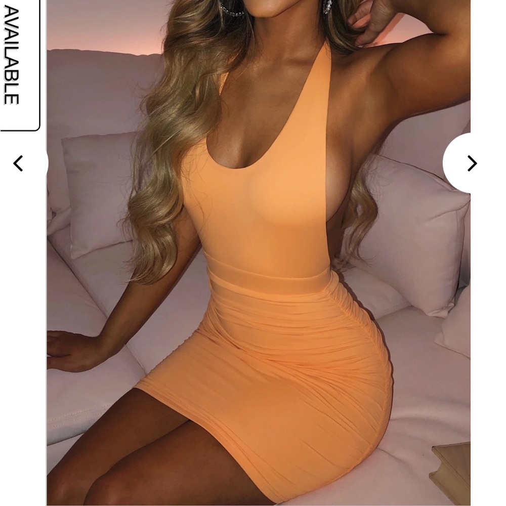 *NEW TAGS ATTACHED* Cantelope Super Stretch Ruched Mini Dress